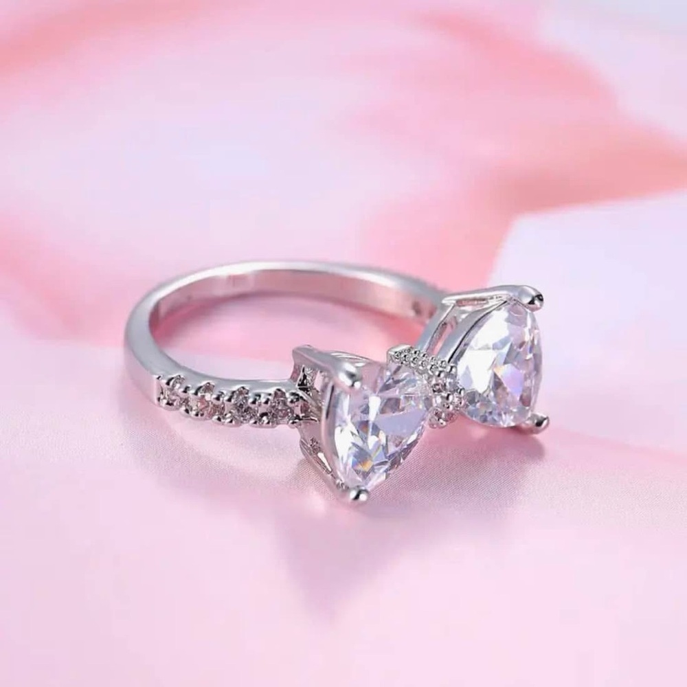 Elegant BowKnot Ring for Women, 2.9g S925 Sterling Silver, Synthetic CZ